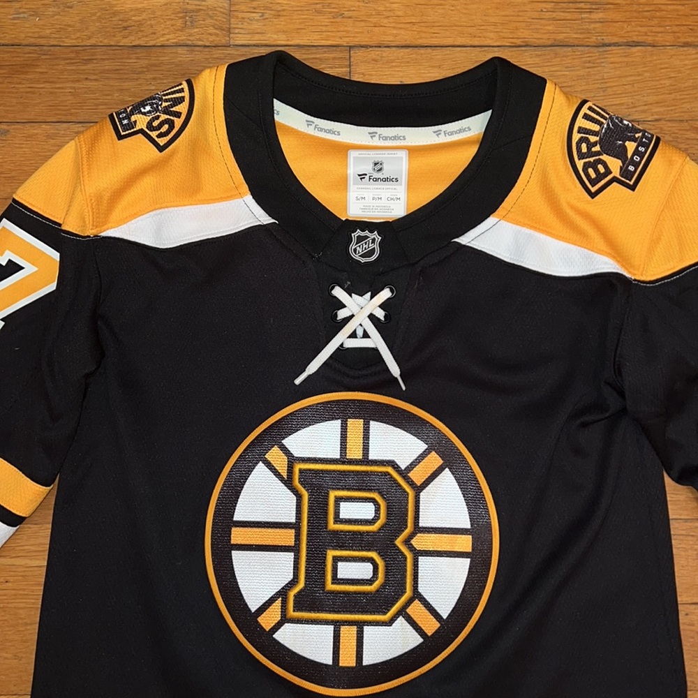 Fanatics Boston Bruins Patrice Bergeron #37 Jersey Youth S/M - Picture 4 of 13
